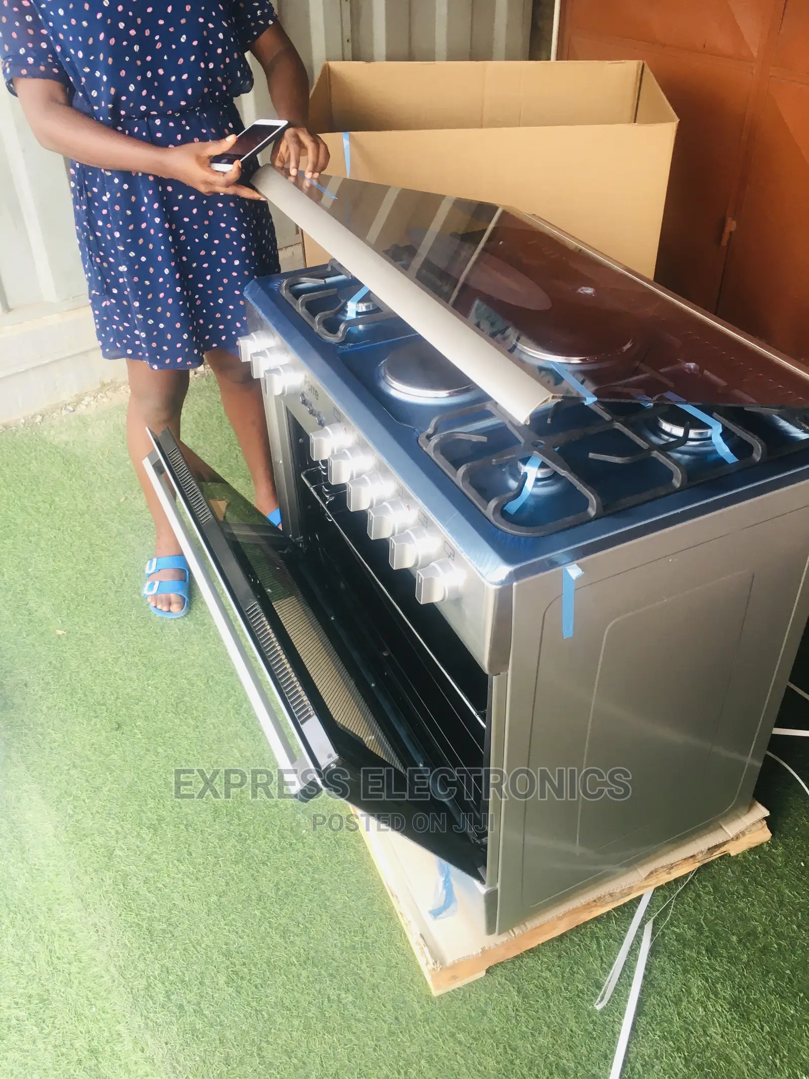 60x90 (5b)Shine Black Ferre Gas Stove With Oven Grill Cooker