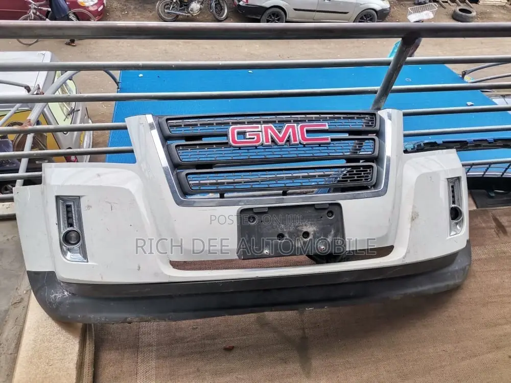 GMC Terrain 2012 Front Bumper Complete