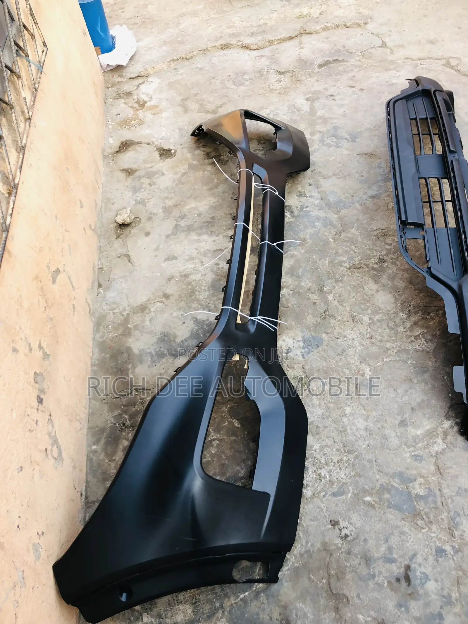 Ford Explorer 2022 Front Bumper Upper and Lower