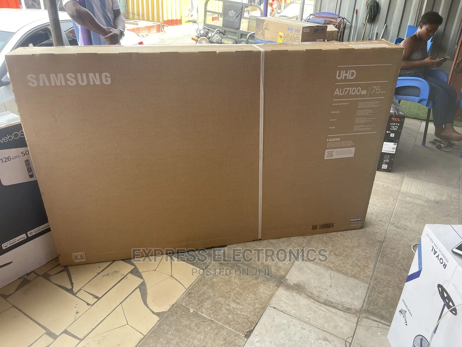 75”AU7172 UHD Crystal Samsung Long Lasting Tv (Dstv)