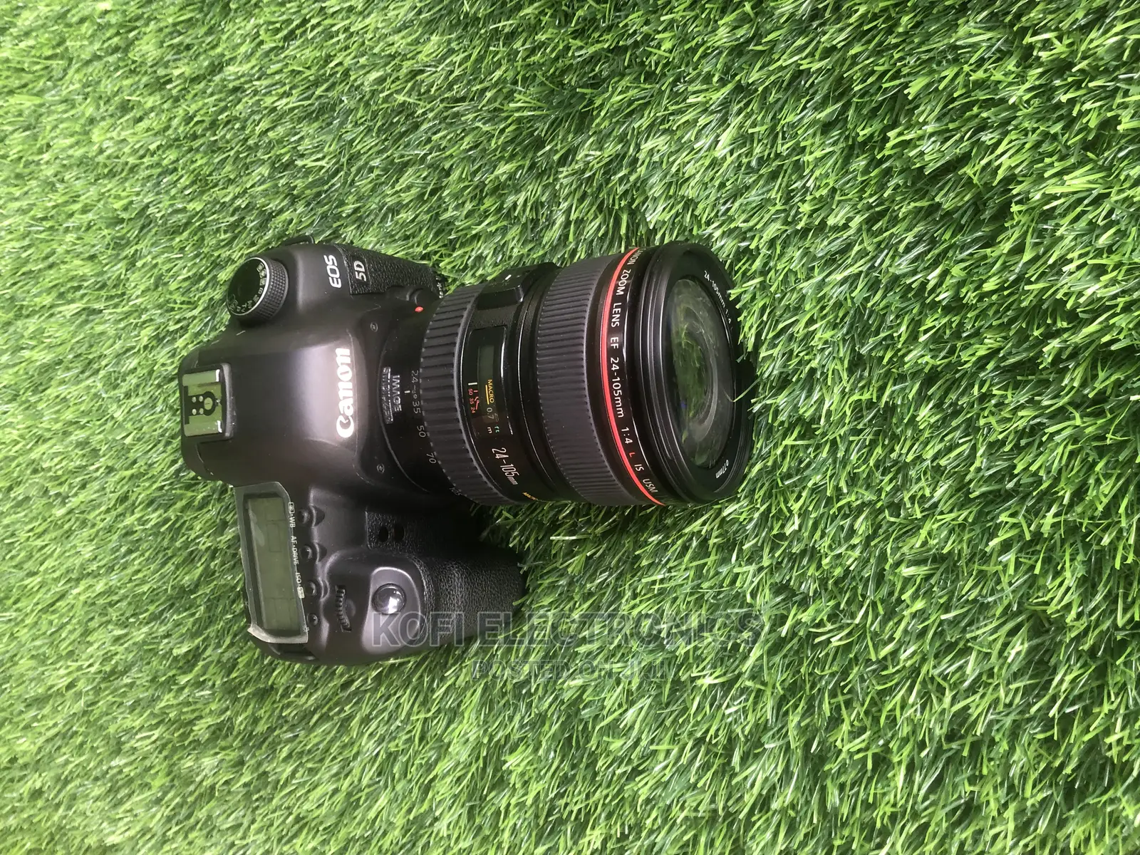 Canon EOS 5D Mark III DSLR Kit W/Canon 24-105mm F/4l IS Lens