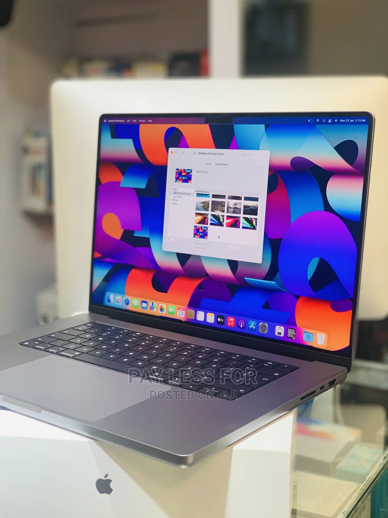 New Laptop Apple MacBook Pro 2021 M1 32GB Apple M1 Max SSD 512GB