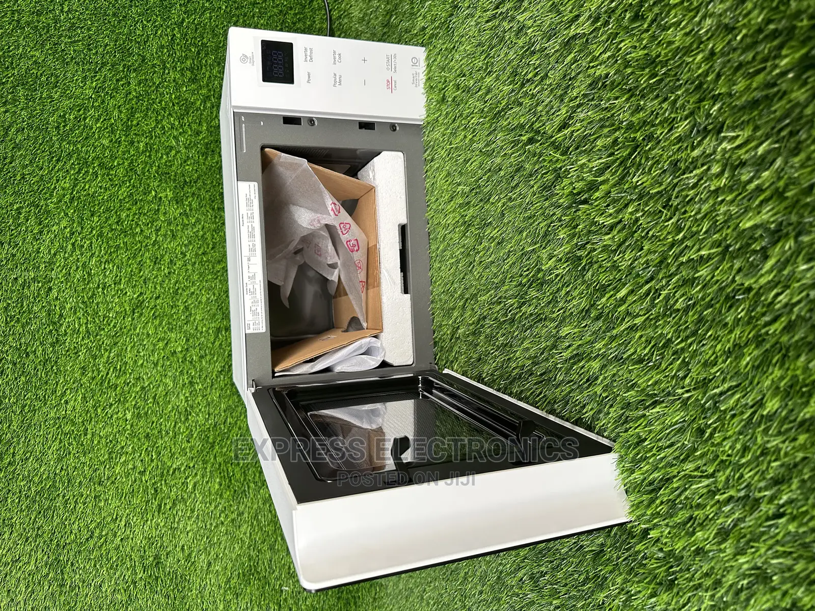 42L Microwave With Grill LG Smart Inverter *White