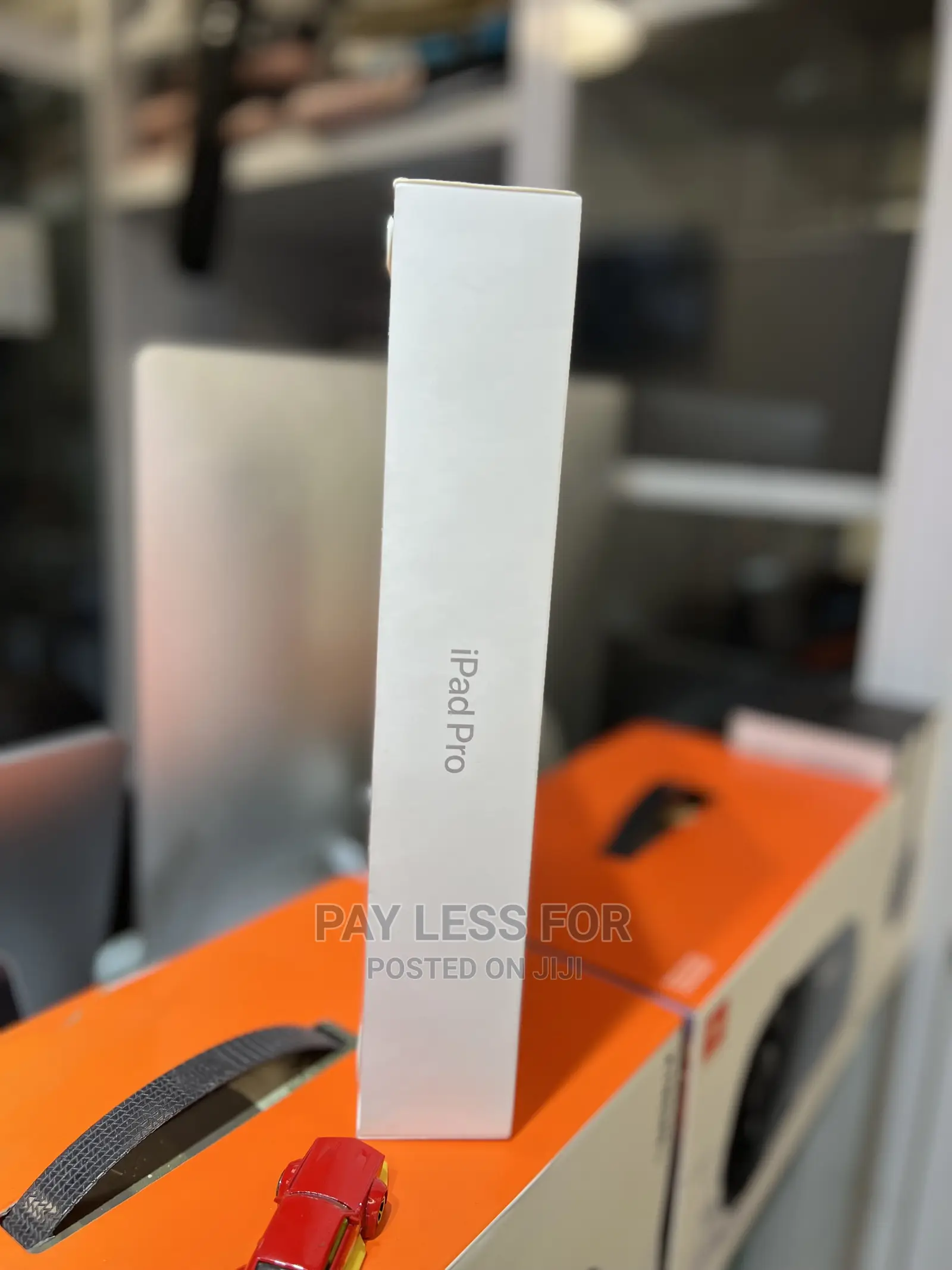 New Apple iPad Pro 12.9 (2022) 256 GB Gray