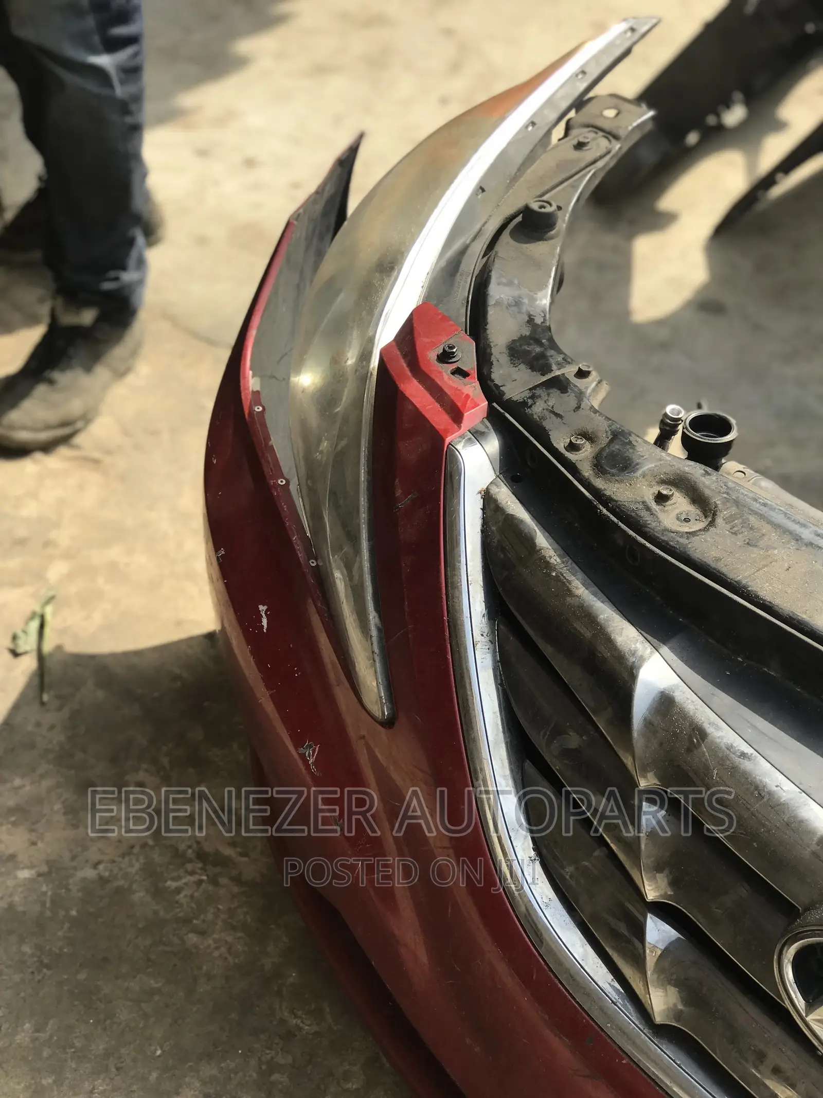 Hyundai Sonata 2012 Front Cut