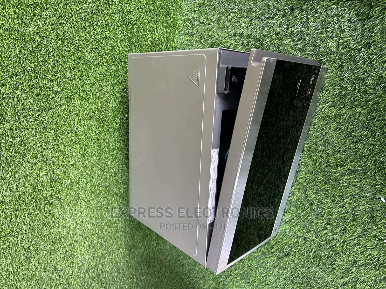 Smart Inverter Microwave Oven LG 43L MH8265DIS