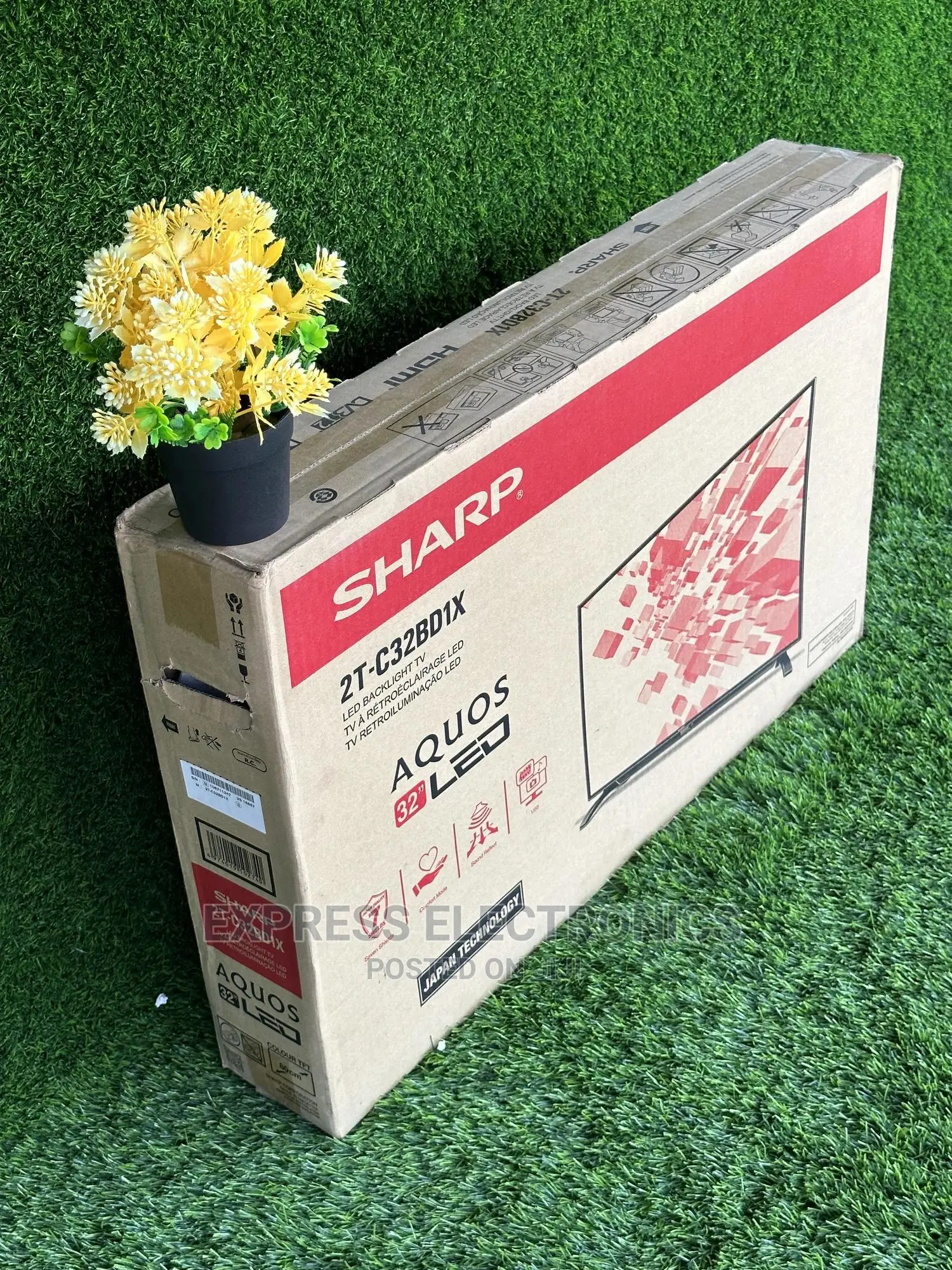 Sharp 32 Vivid Pictures Digital Display Sleek Satellite