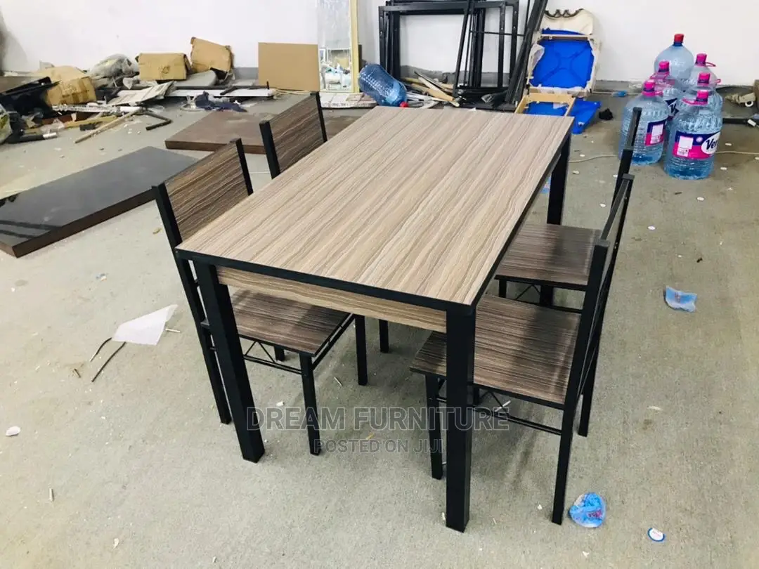 Four Seater Dinning Set(Wooden)