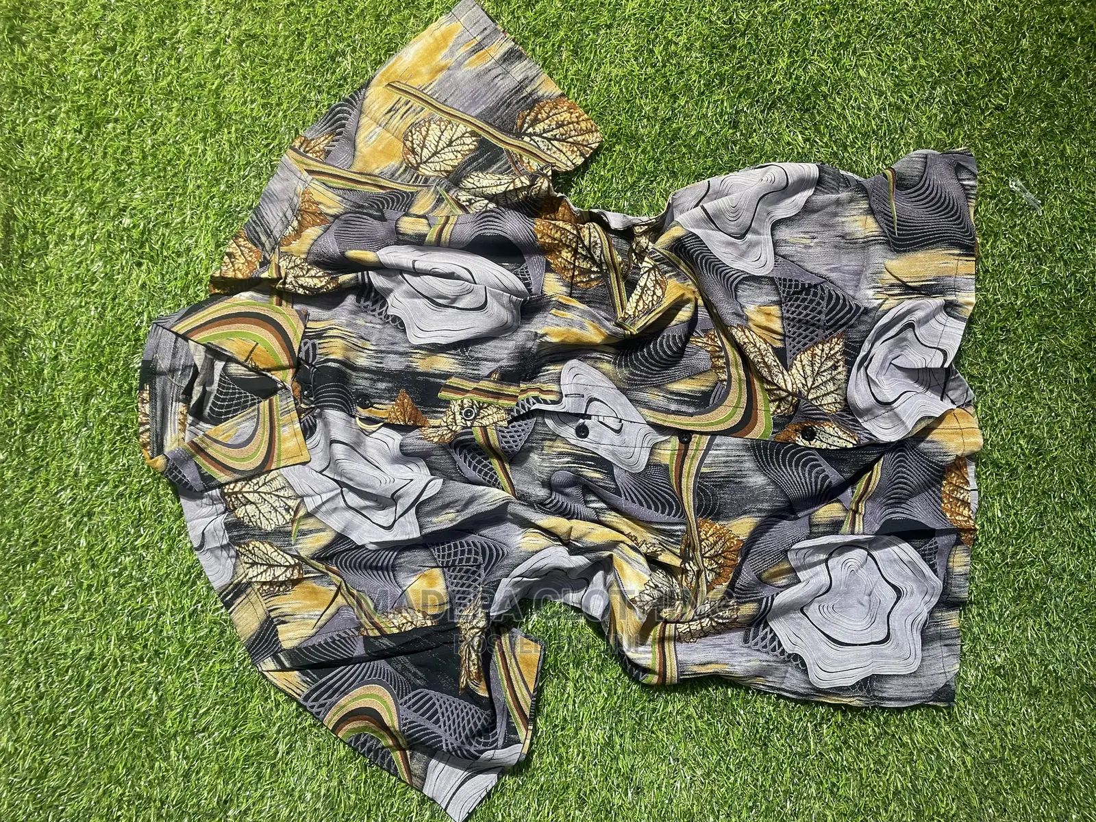 Original Shaking Shirt