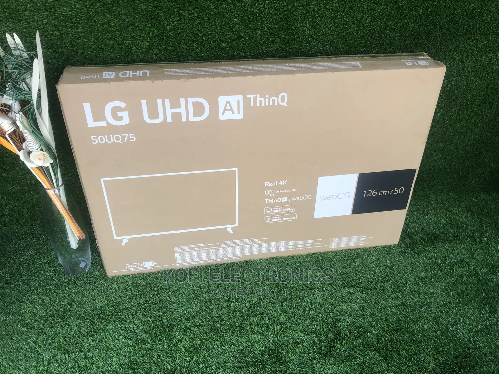 Dual Band Wifi 50" UHD HDR Smart LED TV