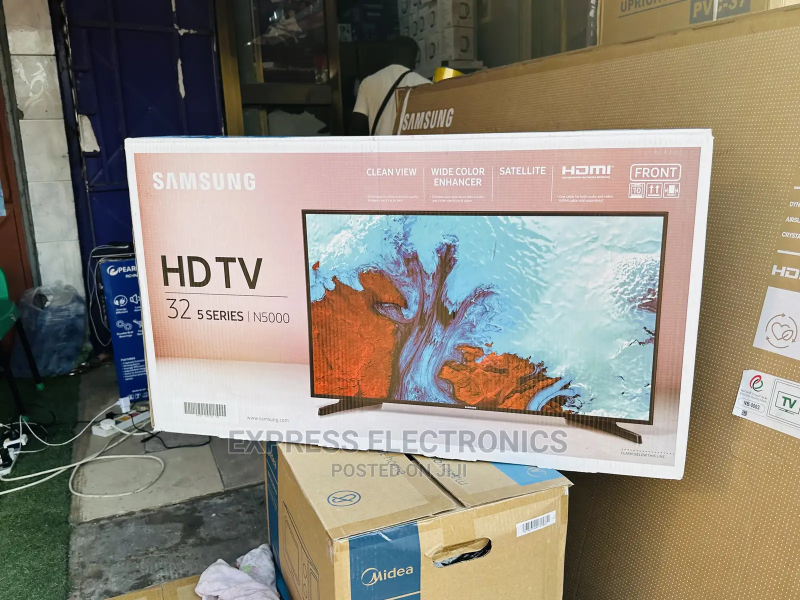 Samsung FHD Series 5 32”Digital Satellite