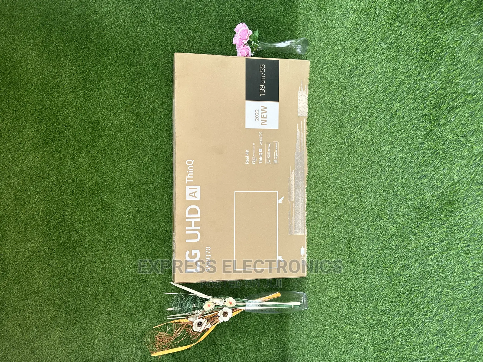 Sleek/Unique Brand  LG Uhd4k Smart Vivid Pictures 55”UQ7000
