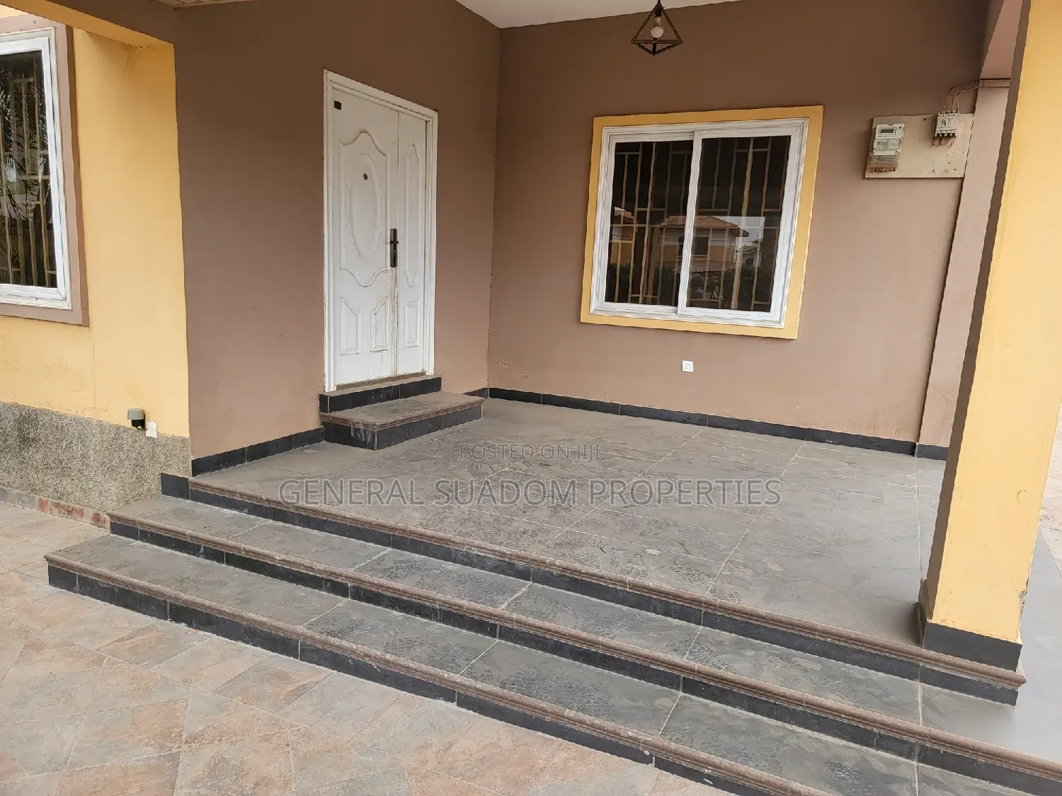 4bdrm Duplex in Suadom Properties, Baatsona Total for rent