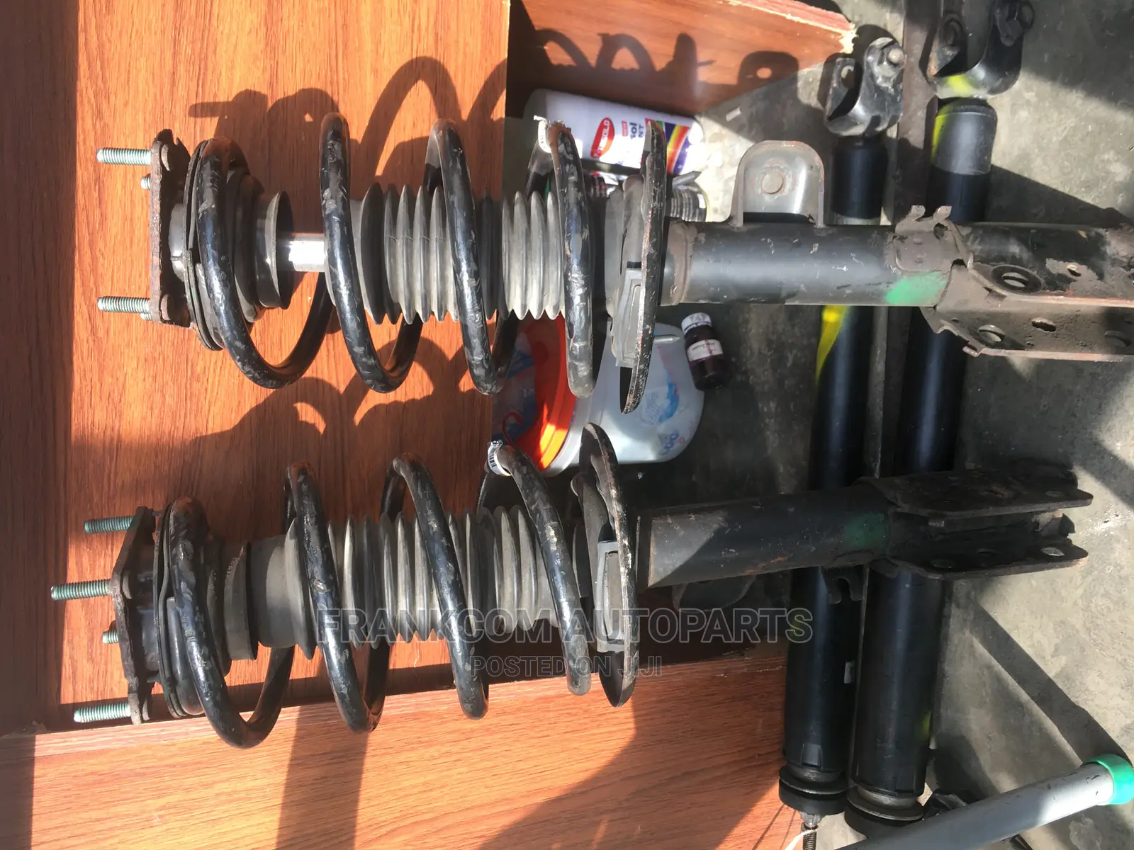 Ford Explorer 2013-2015 Front Shocks