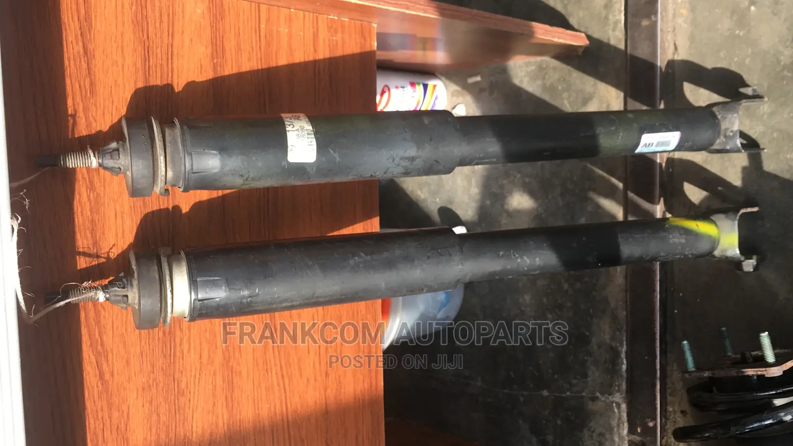 Ford Explorer 2013-2015 Back Shocks