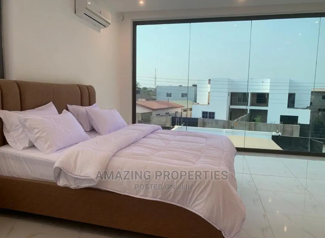5bdrm House in East Legon for Sale