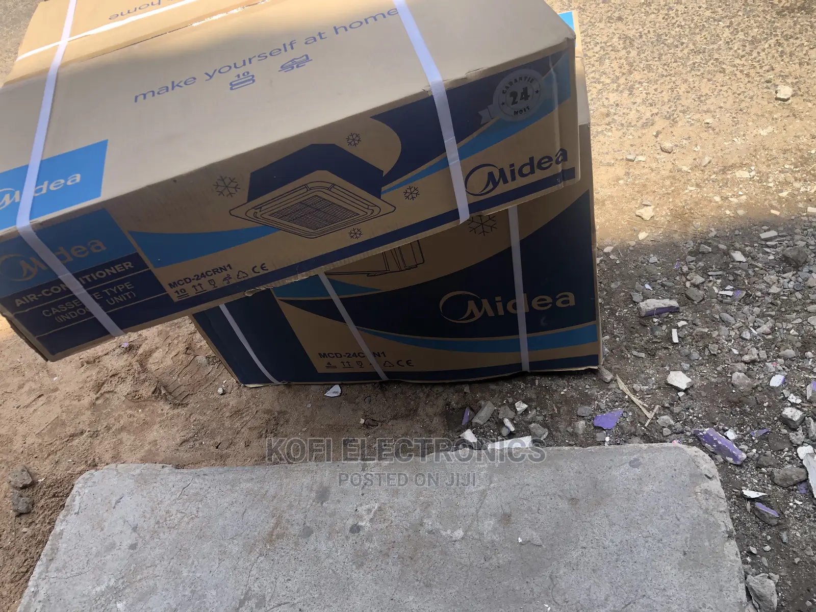 Built in Drain Pump Midea McD-24crn1 2.5HP R410 Cassette AC