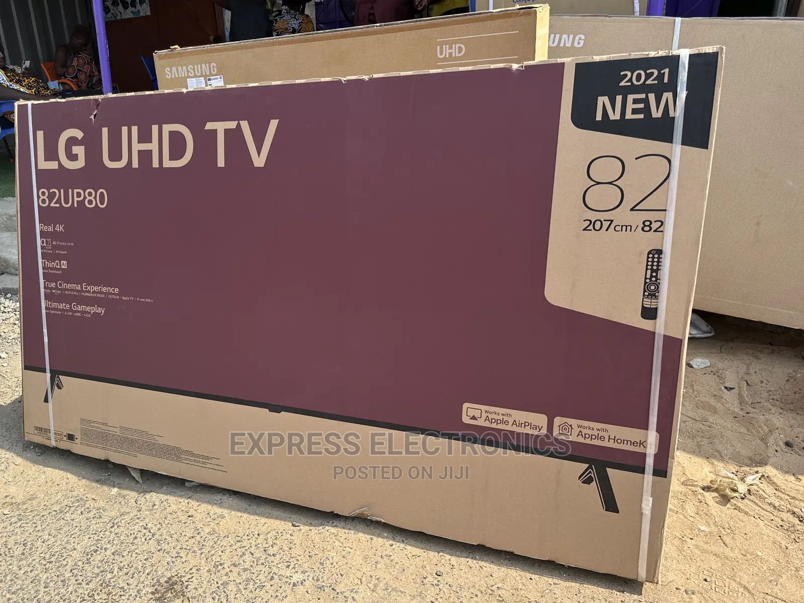 82UP8050PVB UHD Ultra Slim LG Smart Triluminos