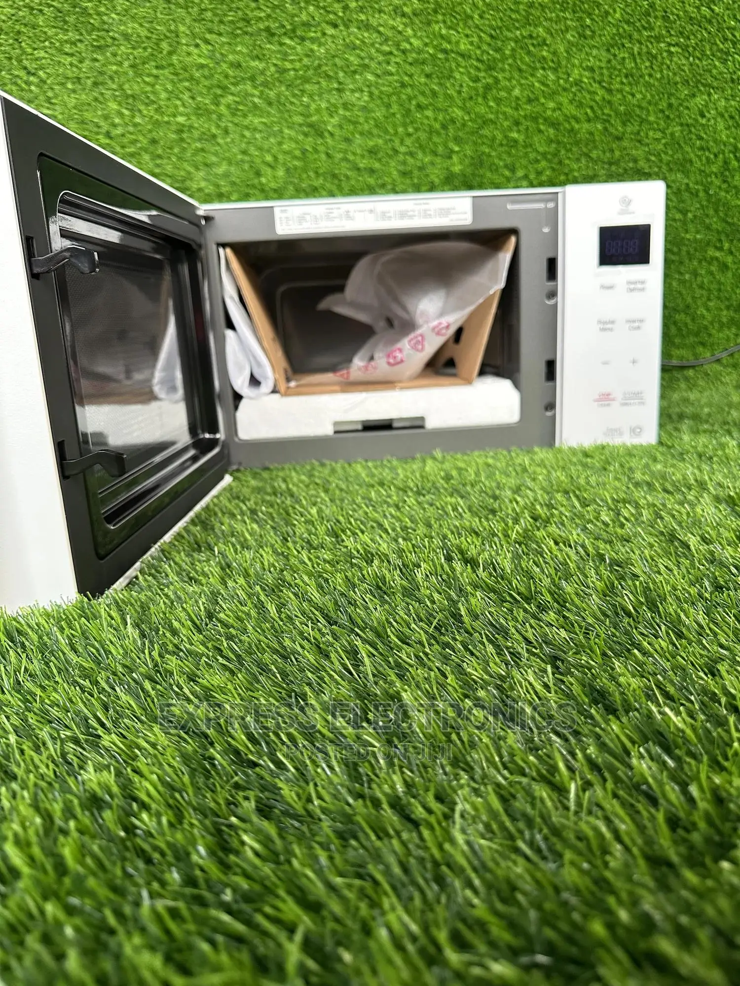 LG 25 Litre Solo Neochef Microwave Oven With Smartms2535gisw
