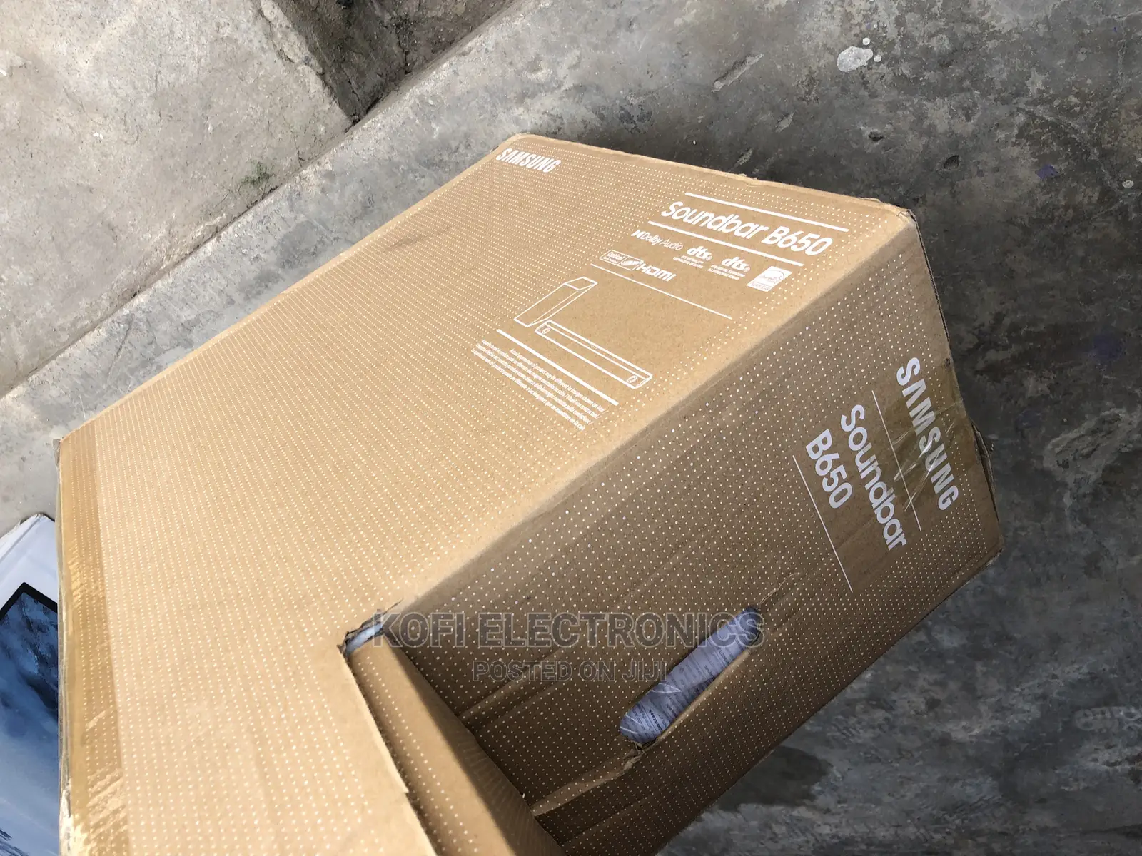 Powerful Tones SAMSUNG HW-B650/ZA 3.1ch Soundbar W/ Dolby5.1