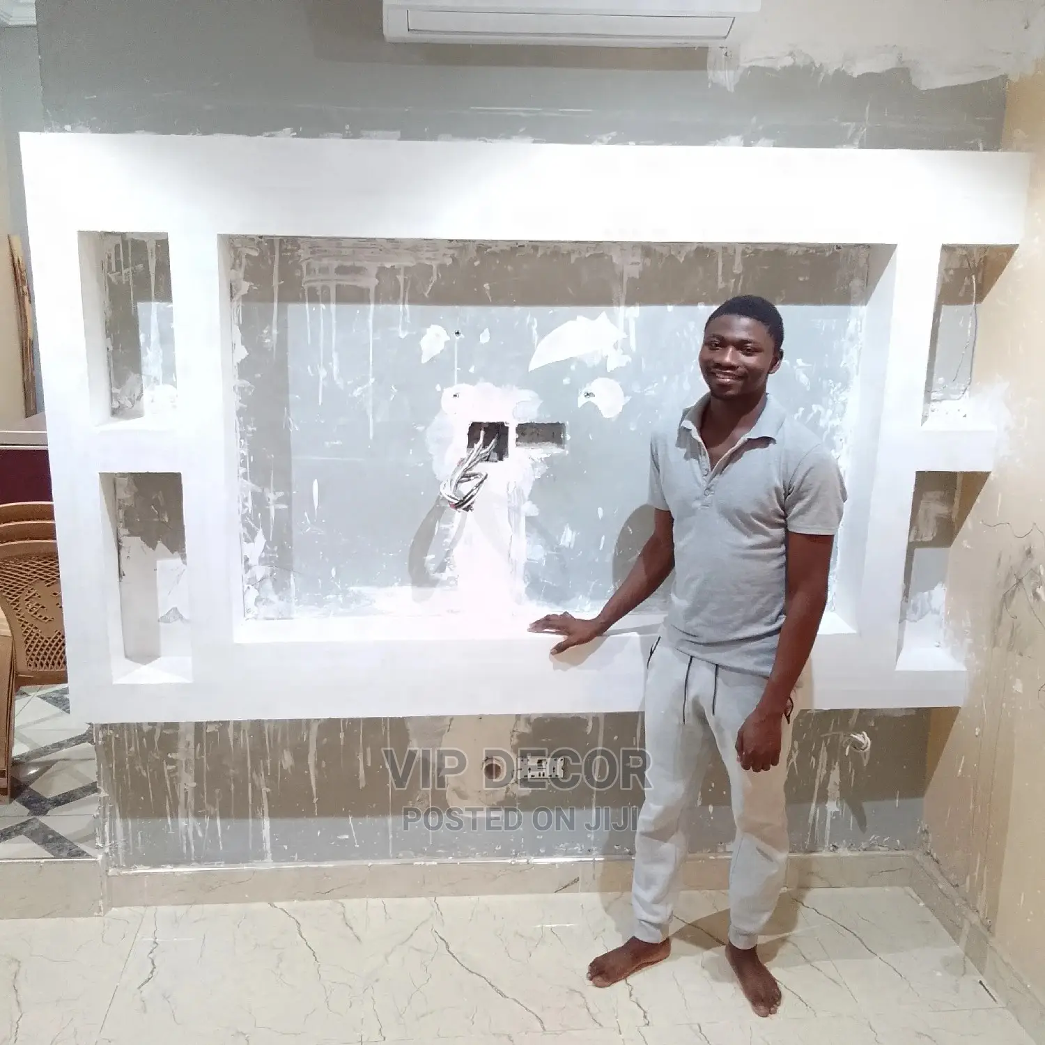 P.O.P: TV Designs& Room Decorations .