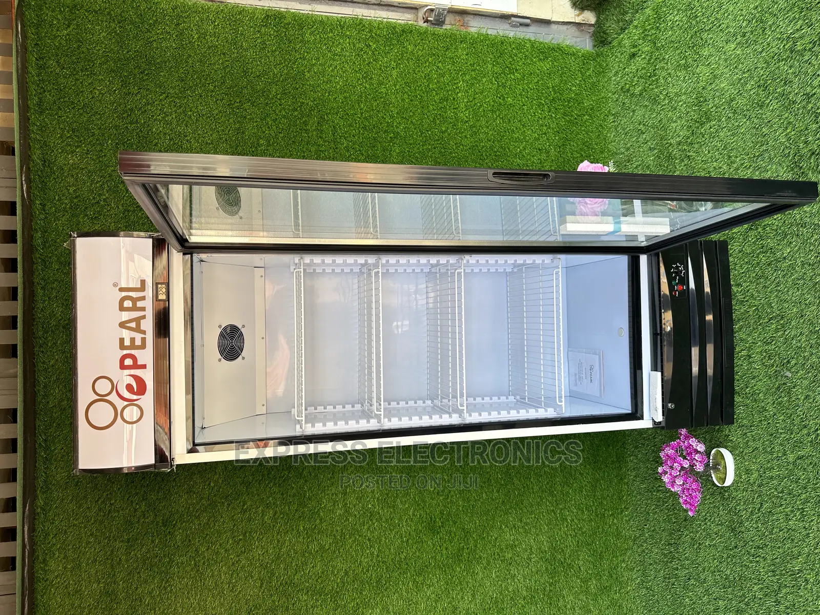 Adjustable Shelves Showcase Fridge Pearl Display PVC37,248L