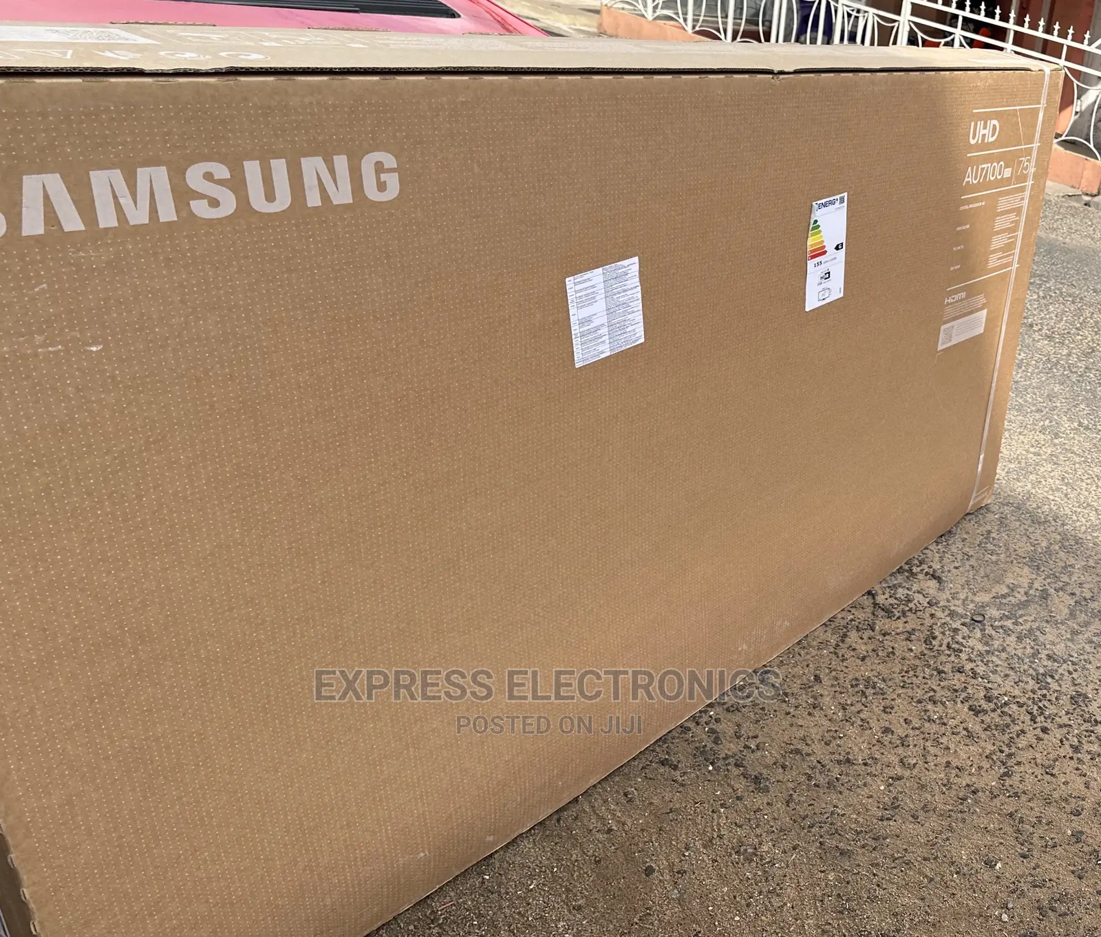 Series 7 UHD Android Samsung 75”Diagonal Display