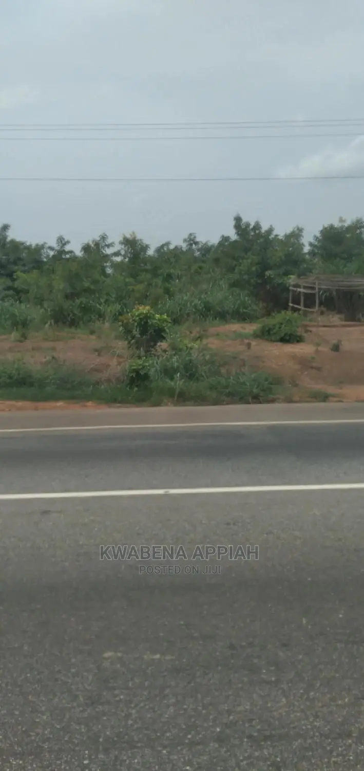 Plots of Land at Kumasi Accra Road Is on Sales