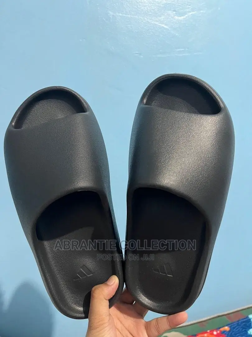 Adidas Yeezy Slides