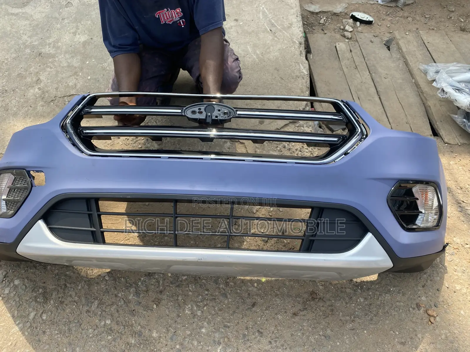 Ford Escape 2018 Front Bumper Complete