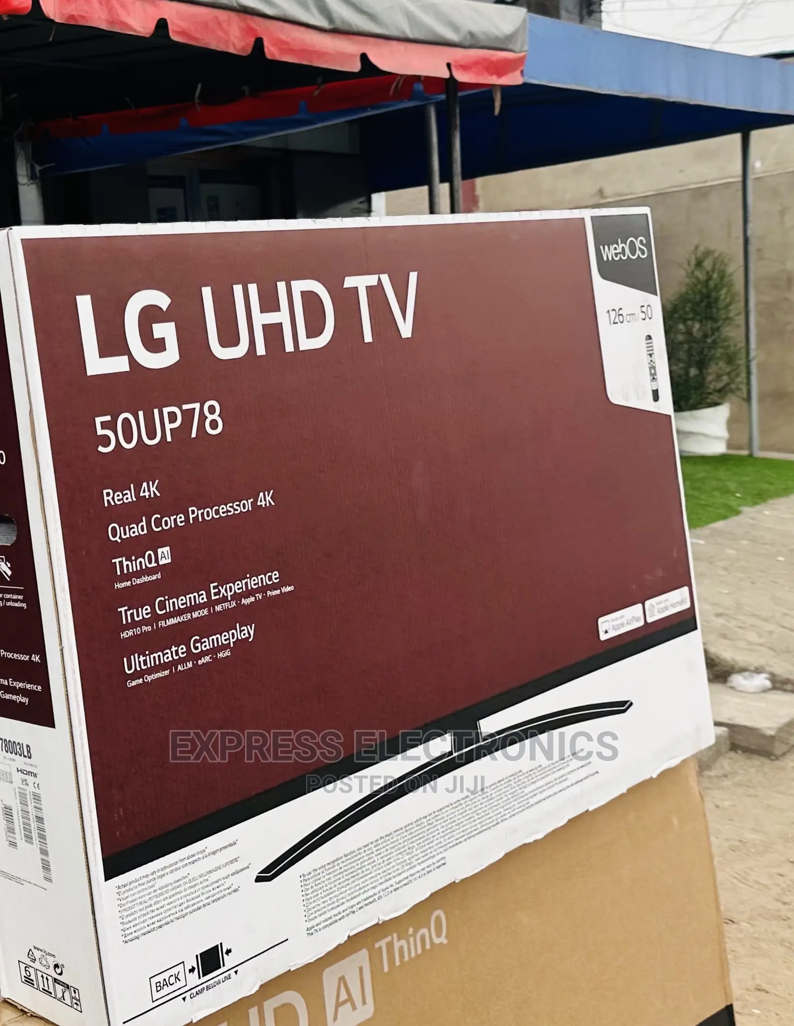 Surround Sound LG Uhd Smart 50” TV (50up7800)