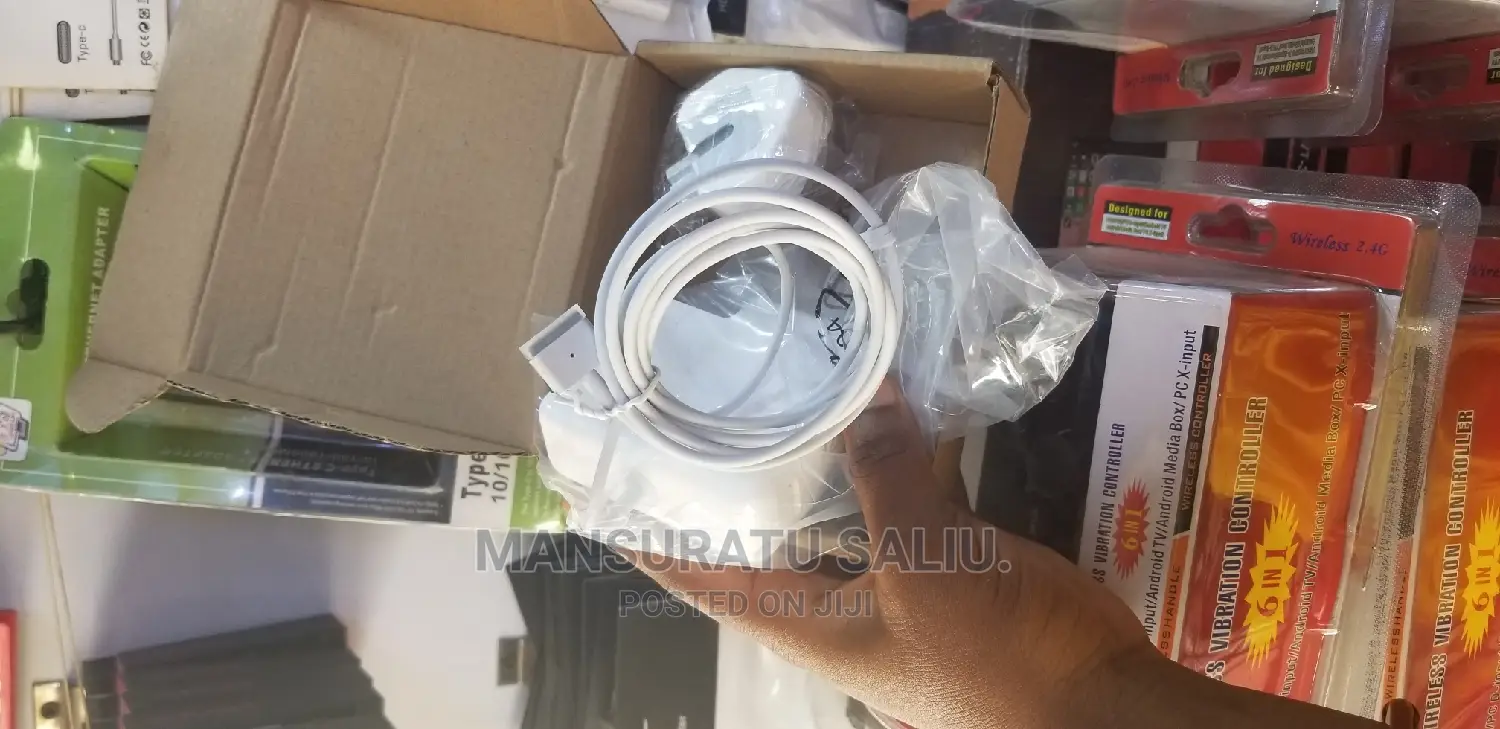 Original Macbook Pro Charger