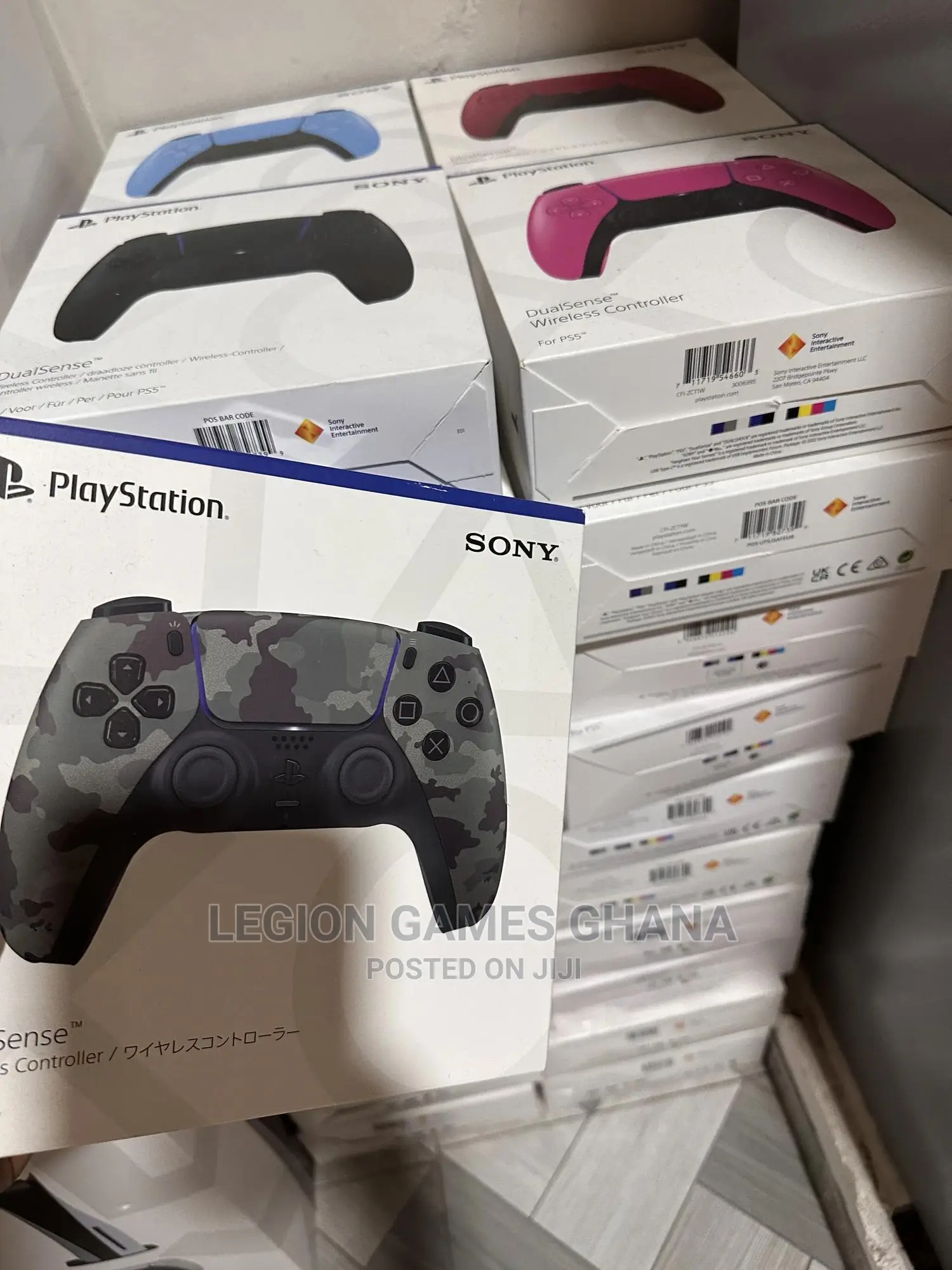 PS5 (Dualsense) Controllers
