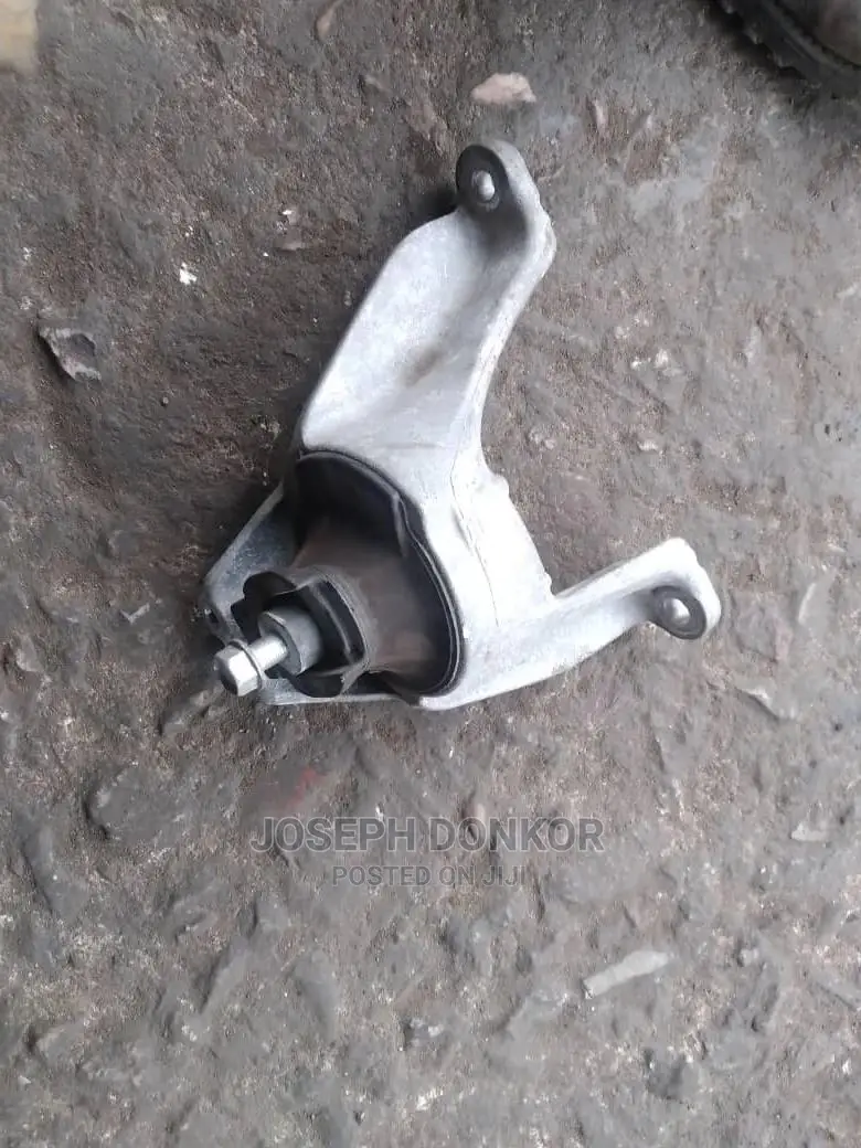 CRV Engine Seat 2017,2018,2019,2020,2021,2022