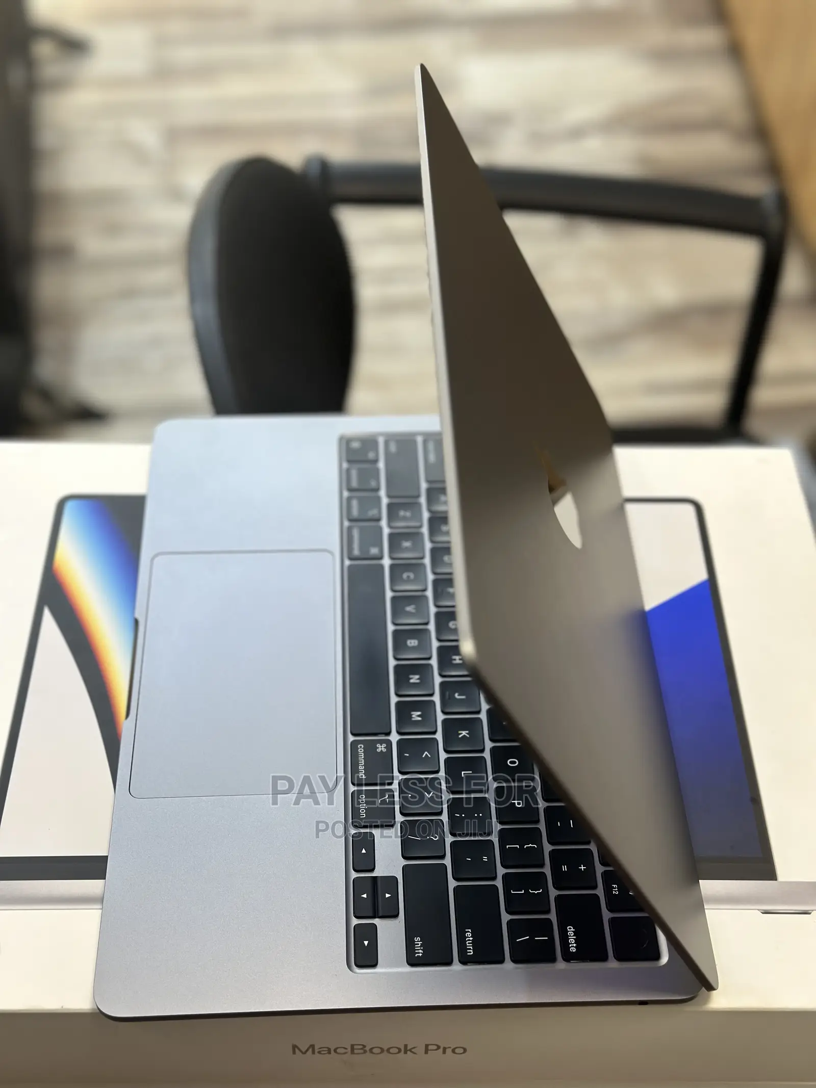 Laptop Apple MacBook Air 2022 M2 8GB Apple M2 SSD 256GB