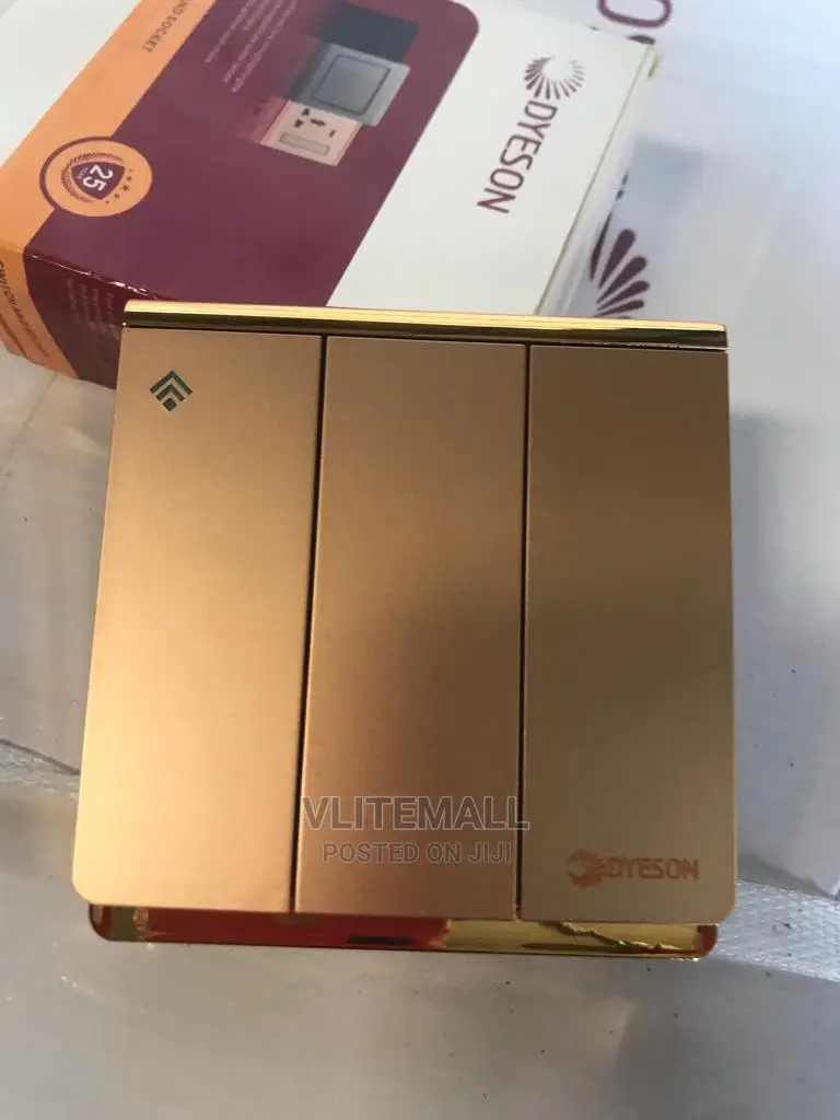 Dyeson 3gang 2way (Gold)