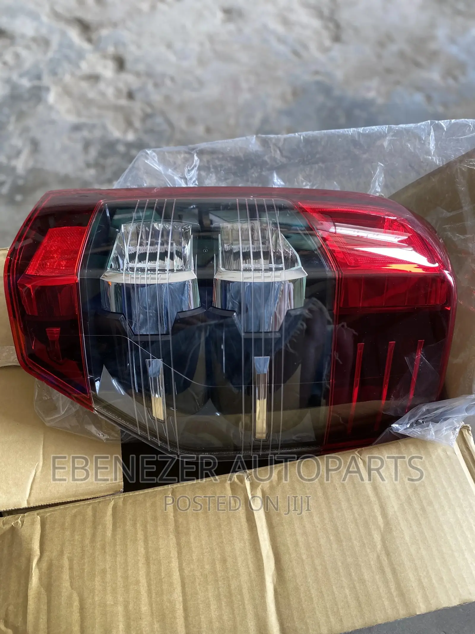 Mitsubishi L200 2020 Taillight
