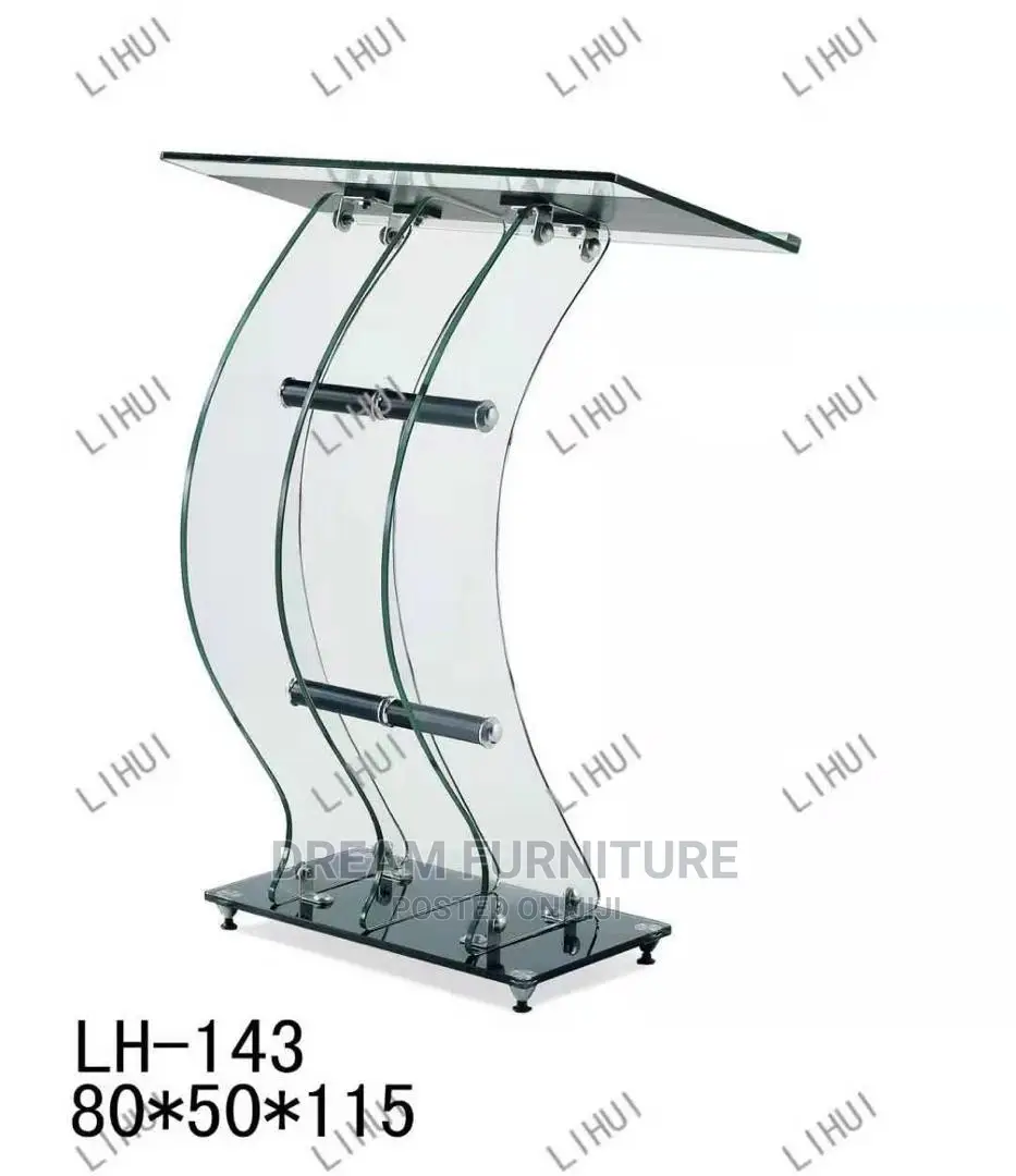 Neat Tempered Glass Pulpit