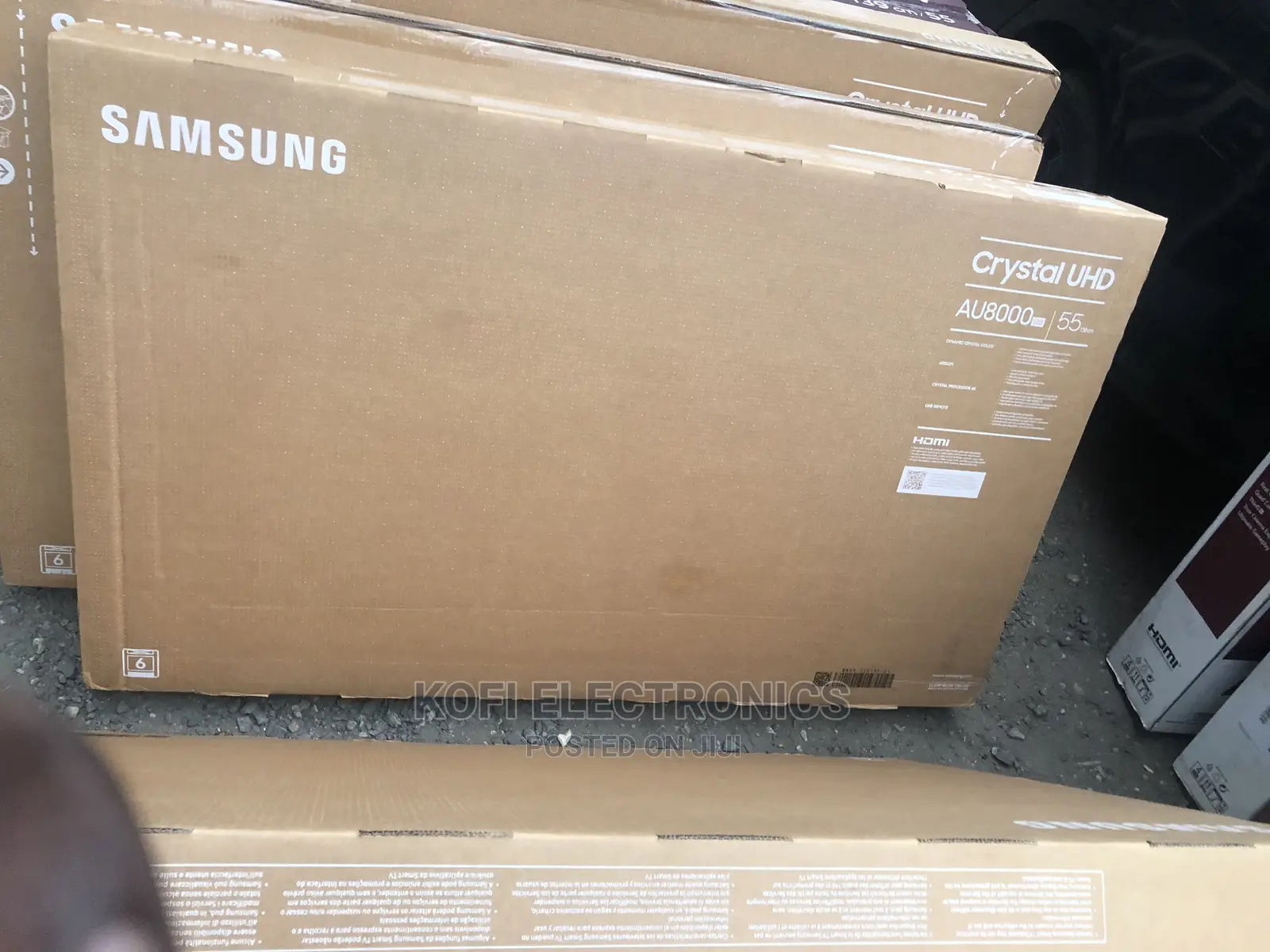 Elegant Samsung 55AU8000 55-Inch Ultra HD Smart LED TV