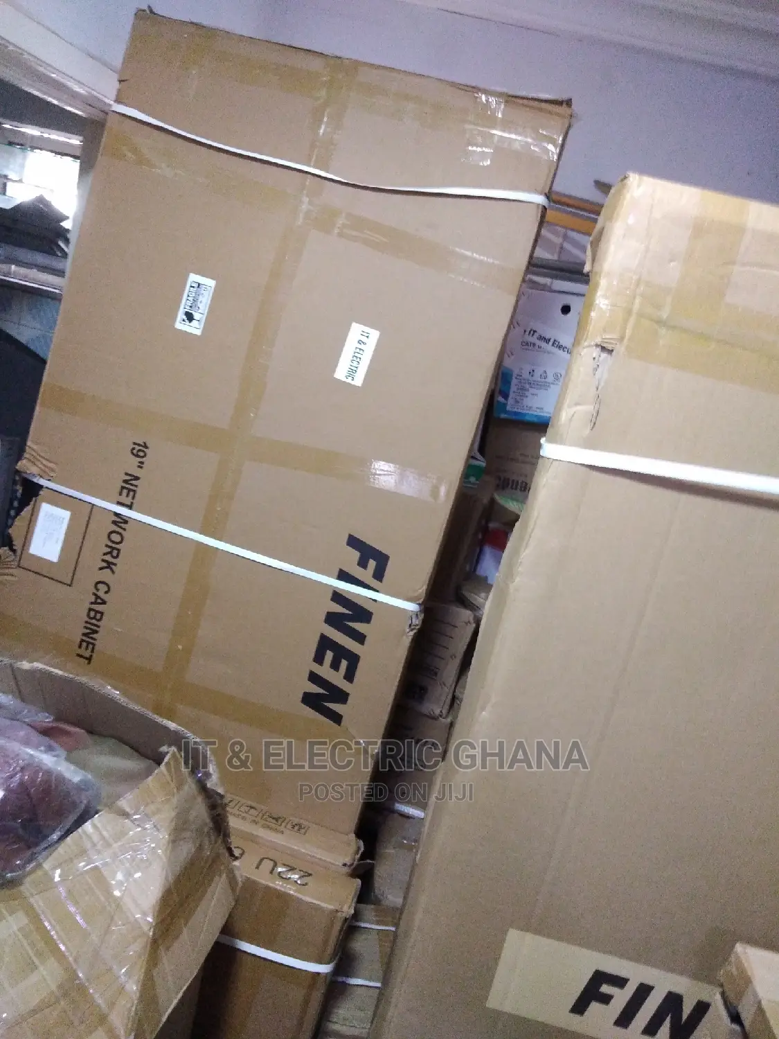 42u Cabinet 600 X 800