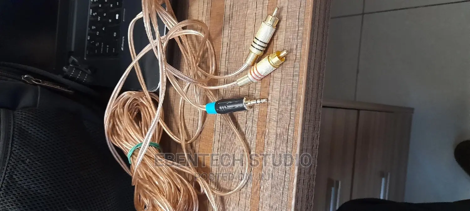 RCA Phono To 3.5mm Aux Stereo Audio Cable