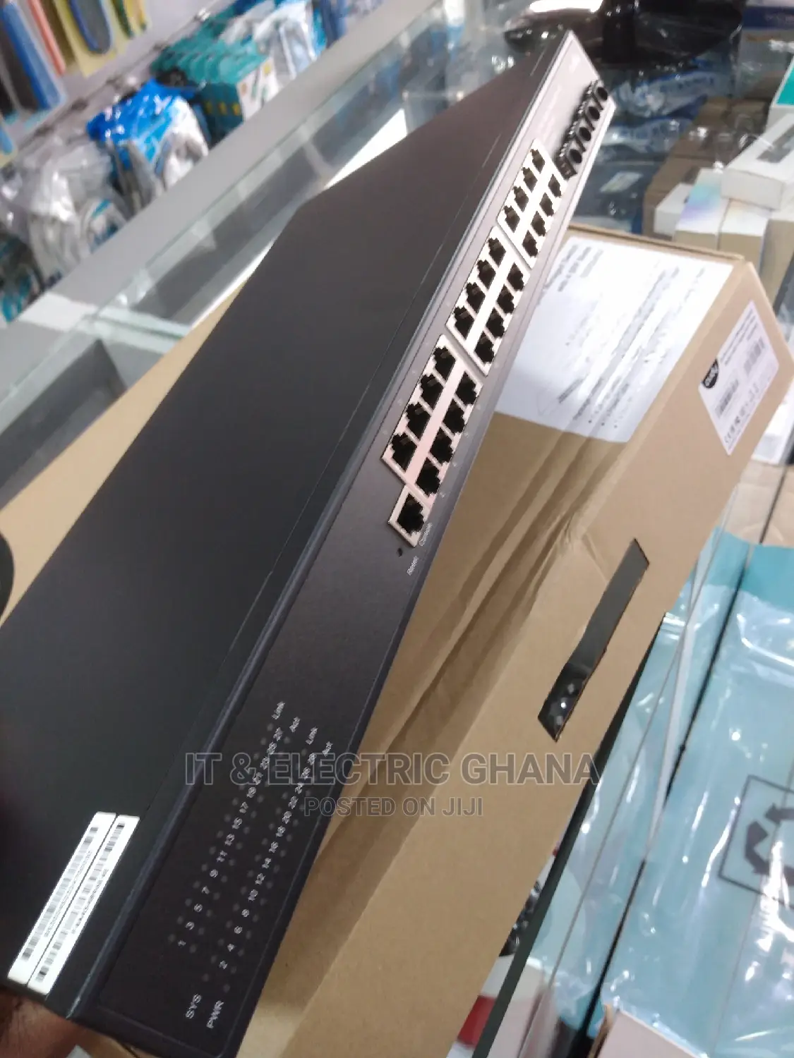 24 Port Layer 2 Managed Gigabit Switch With 4 SFP Slots
