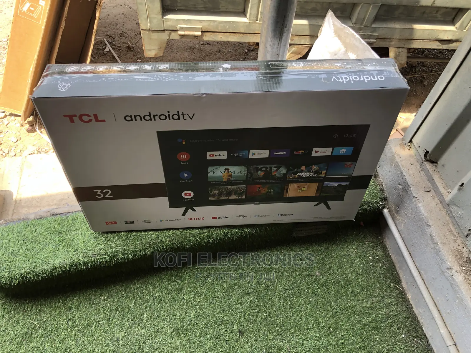Great Contrast TCL Smart Android TV 32′′ Black