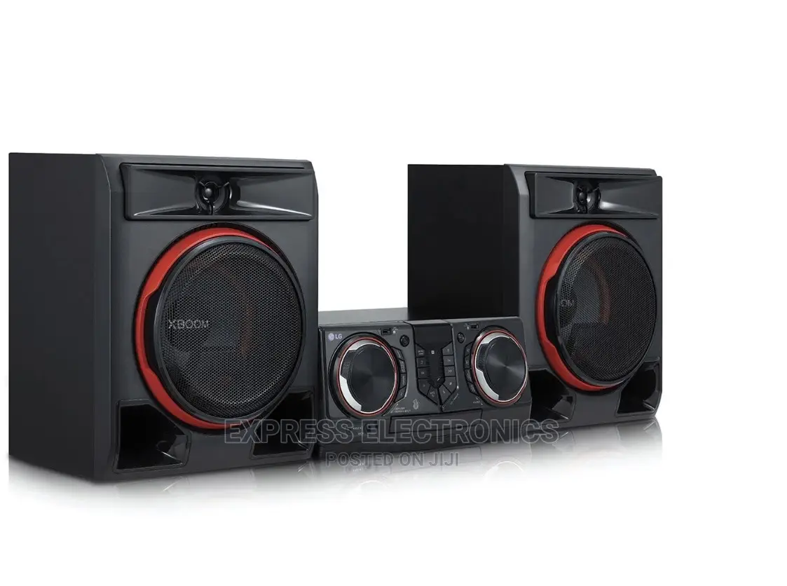 Spin the Decks From the Dance Floor LG CL65 X-Boom 950w
