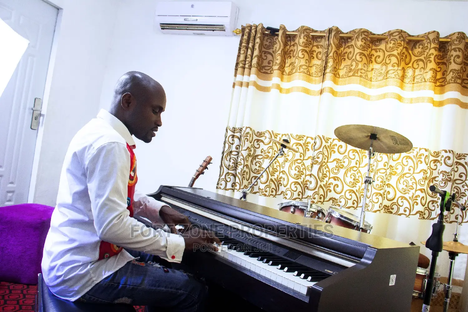 Music,Vocal and Performances Training