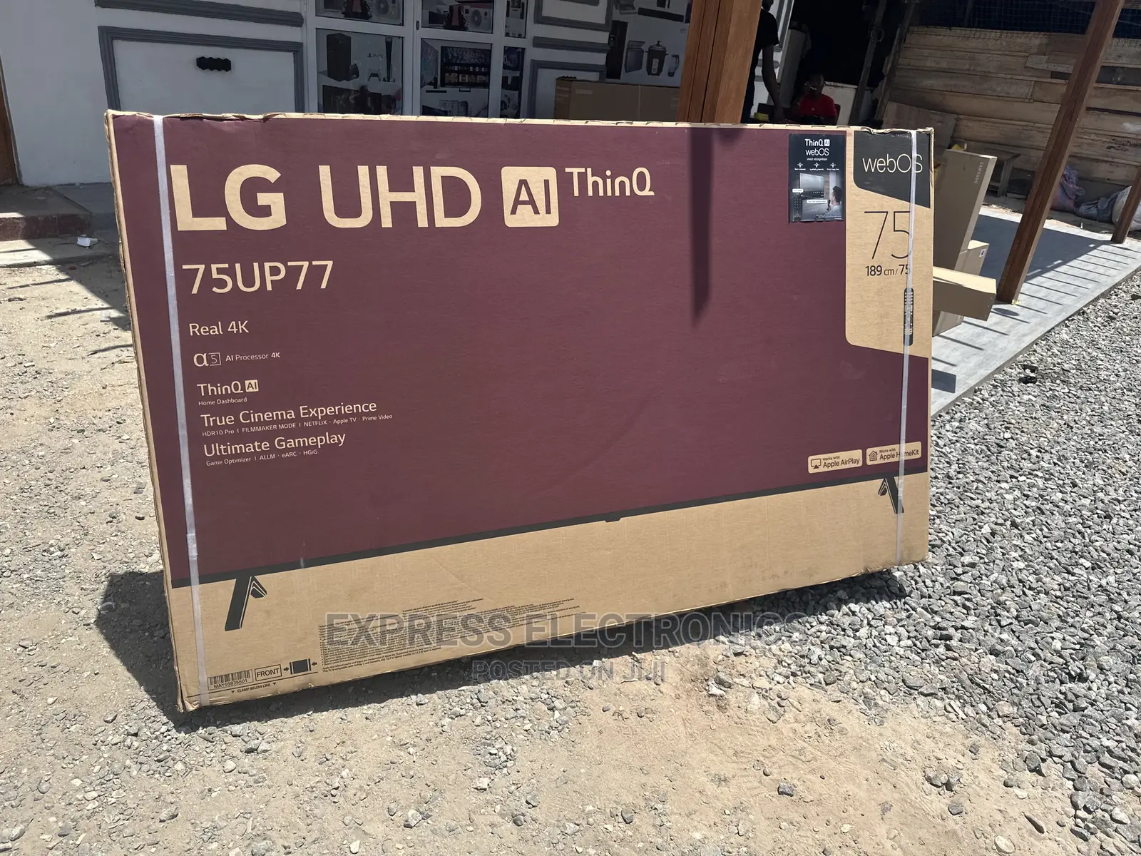Glossy Diagonal Display UHD LG 75”Series Up77 Tv +Theater