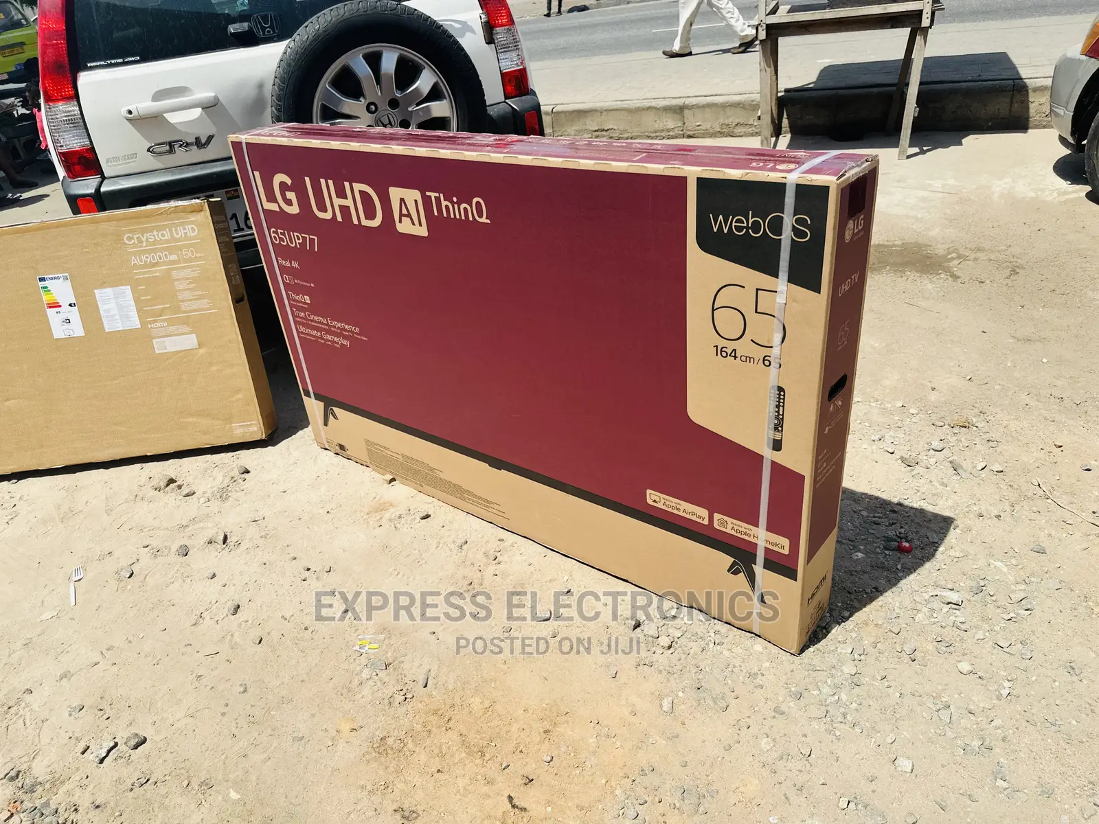 65UP7750 UHD Glossy Diagonal LG Elegant Design