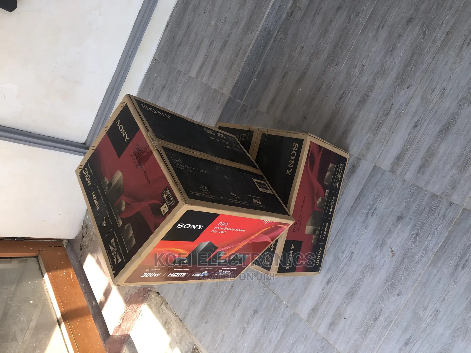 5.1channel Sony DAV-TZ140 DVD Home Cinema System