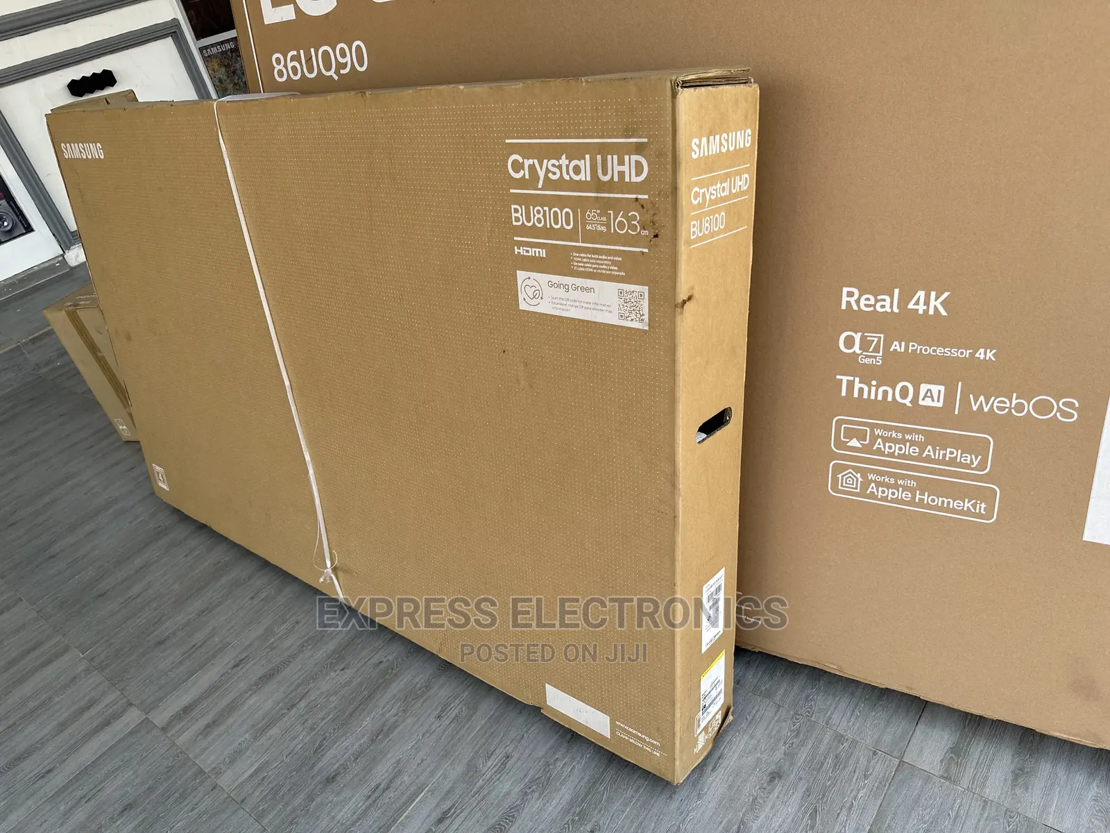 Powerful Gameplay Mode UHD Glossy Samsung 65”Bu8000 Tv