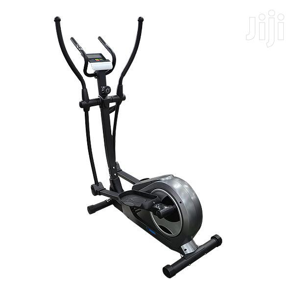 Cross Trainer